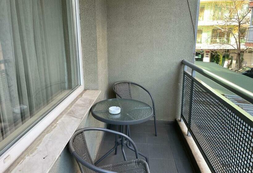 豪华房间, Rotasar