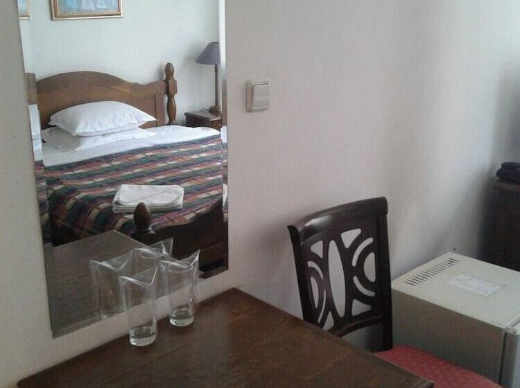 豪华房间, Rotasar