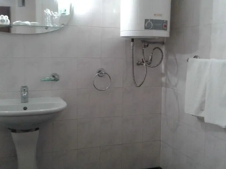 Deluxe Junior Suite, Rotasar