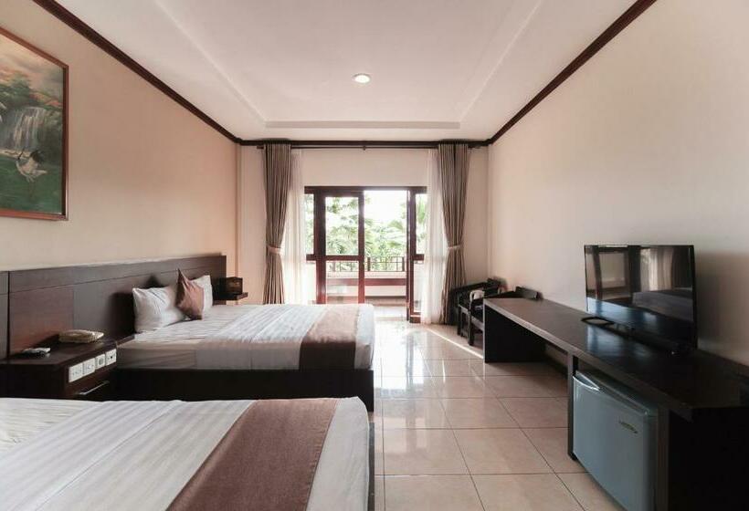 주니어 스위트, Surya Kencana Seaside