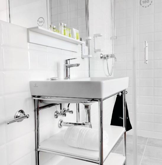 חדר סטנדרט, Avion   National Cultural Monument   Iconic Houses Org