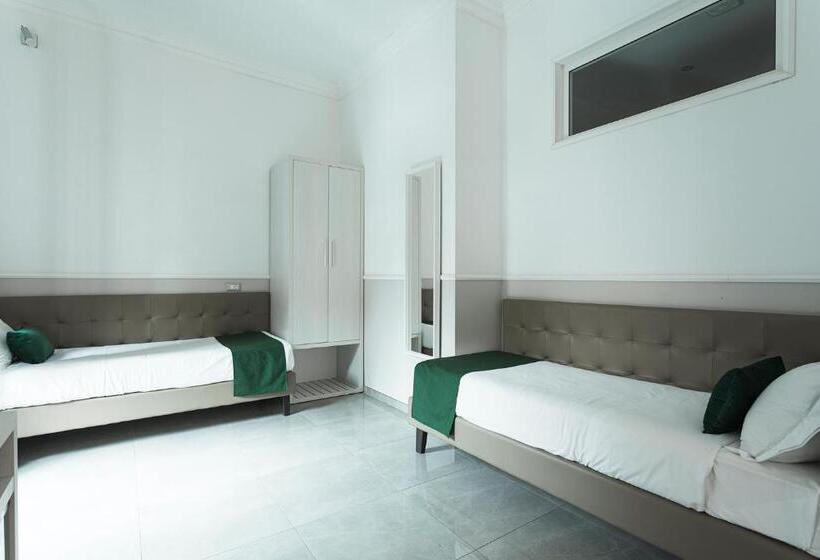 سوییت جونیور, Vaticano Luxury Guest House