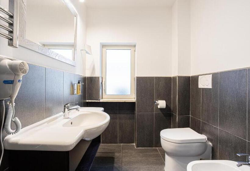 غرفة قياسية, Vatican Vittoria Suites   Vatican Museums