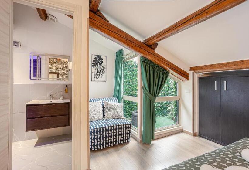 غرفة ديلوكس, Vatican Vittoria Suites   Vatican Museums