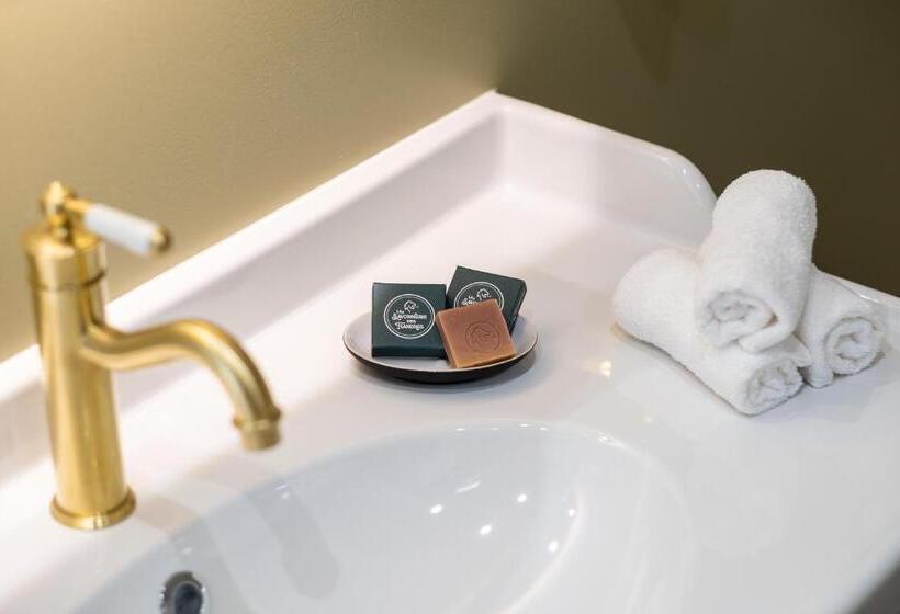 스탠다드 룸, Le Sommelier