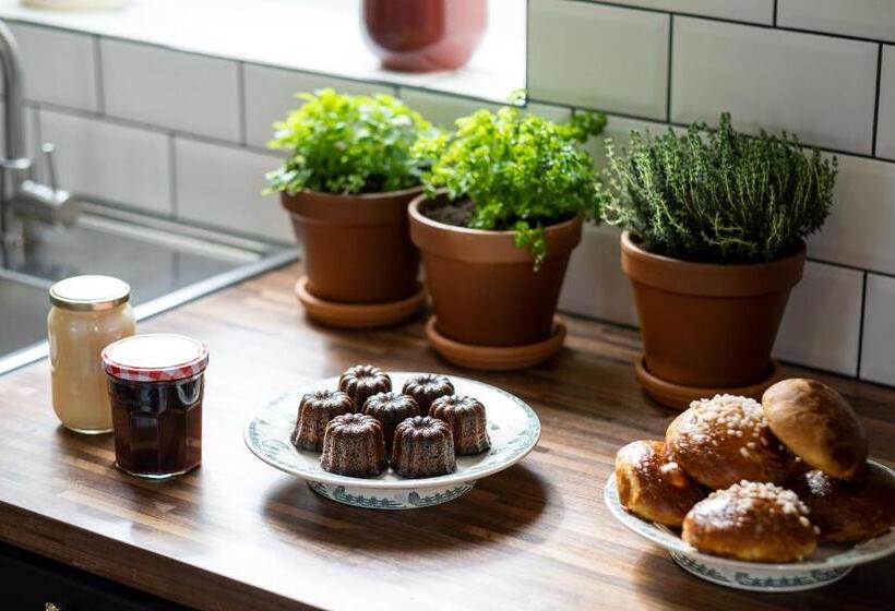 침실 4개 주택, Le Sommelier