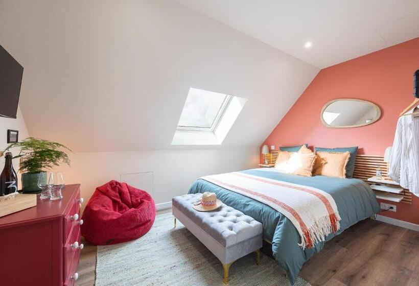 침실 4개 주택, Le Sommelier