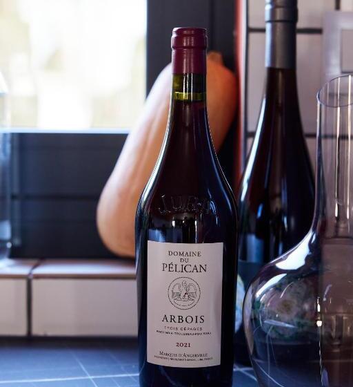 침실 2개 아파트, Le Sommelier