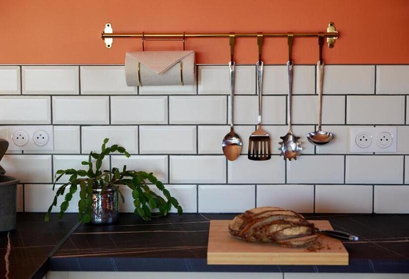 침실 2개 아파트, Le Sommelier