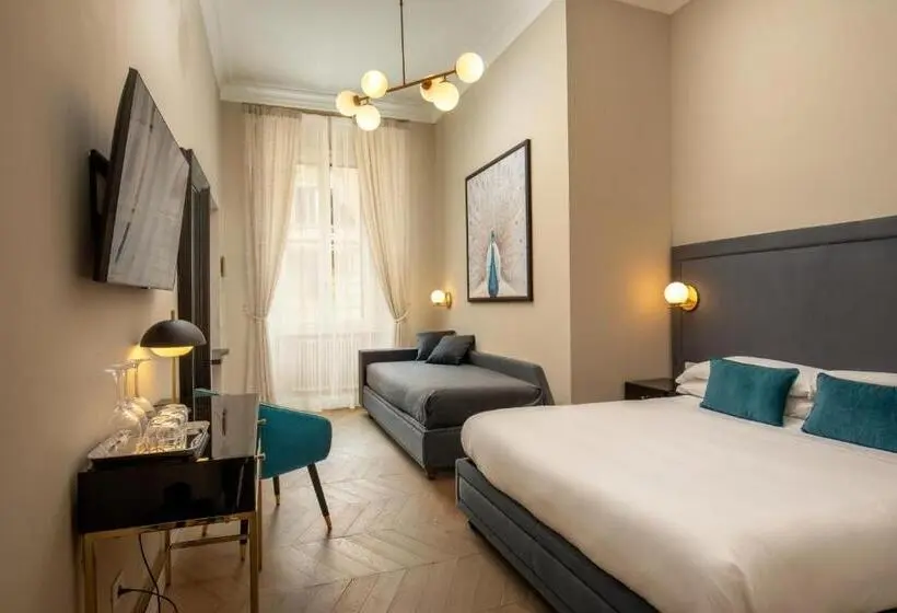 اتاق استاندارد سه نفره, Porta Castello Suites