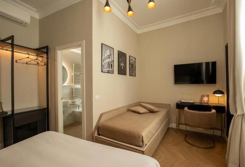 חדר סטנדרט לשלושה, Porta Castello Suites