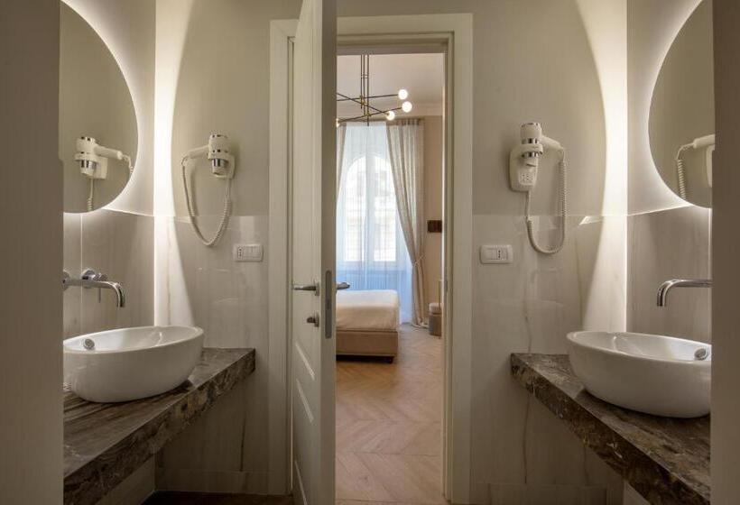 חדר משפחתי, Porta Castello Suites