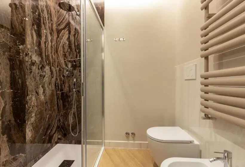 اتاق خانوادگی, Porta Castello Suites