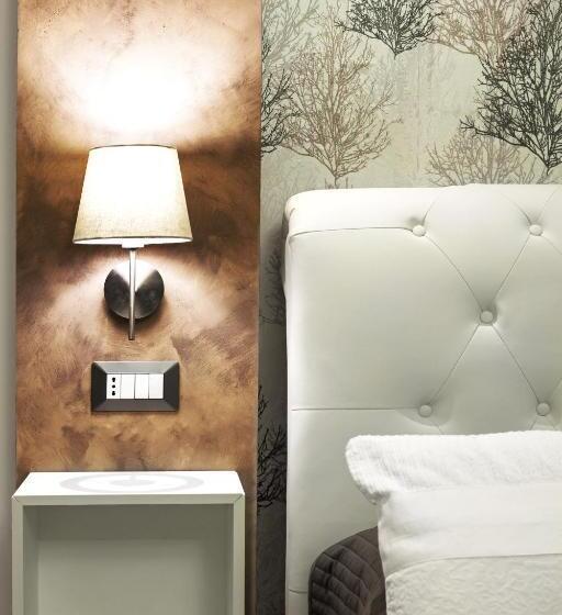 اتاق لوکس با تخت بزرگ, Inn Rhome S Pietro Suites