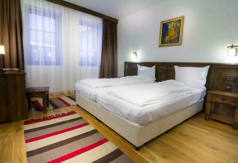 디럭스 룸, Arbanashki Han Hotelcomplex