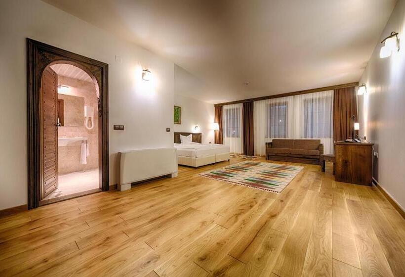 주니어 스위트, Arbanashki Han Hotelcomplex