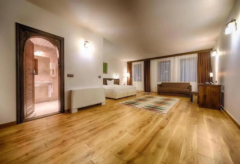 Juniorsviitti, Arbanashki Han Hotelcomplex