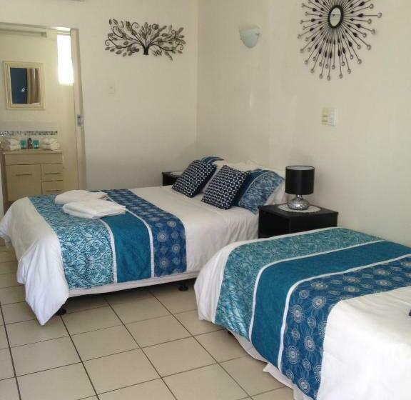 Номер Deluxe, Black Marlin Motel