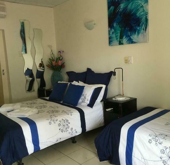 Номер Deluxe, Black Marlin Motel