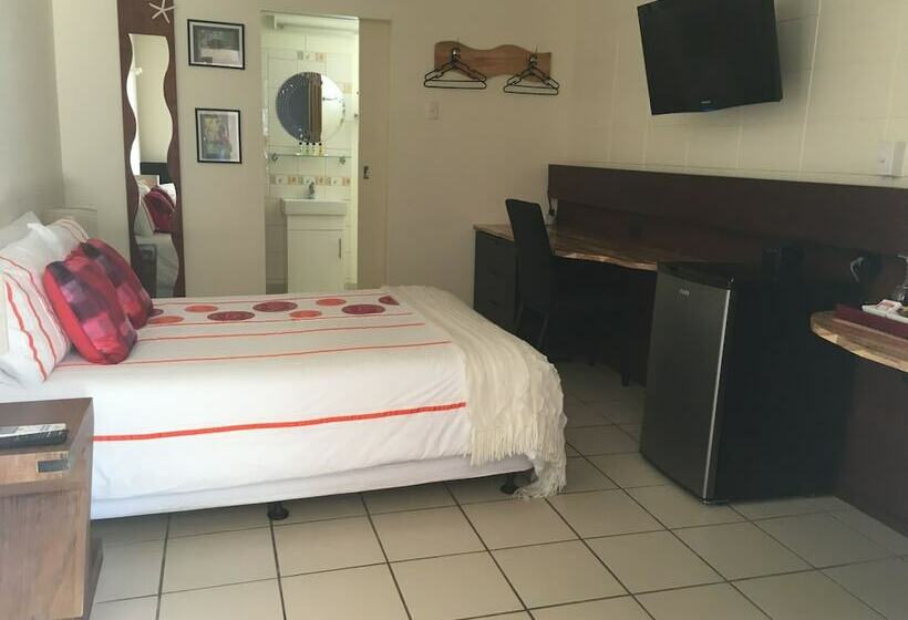 Номер Deluxe, Black Marlin Motel