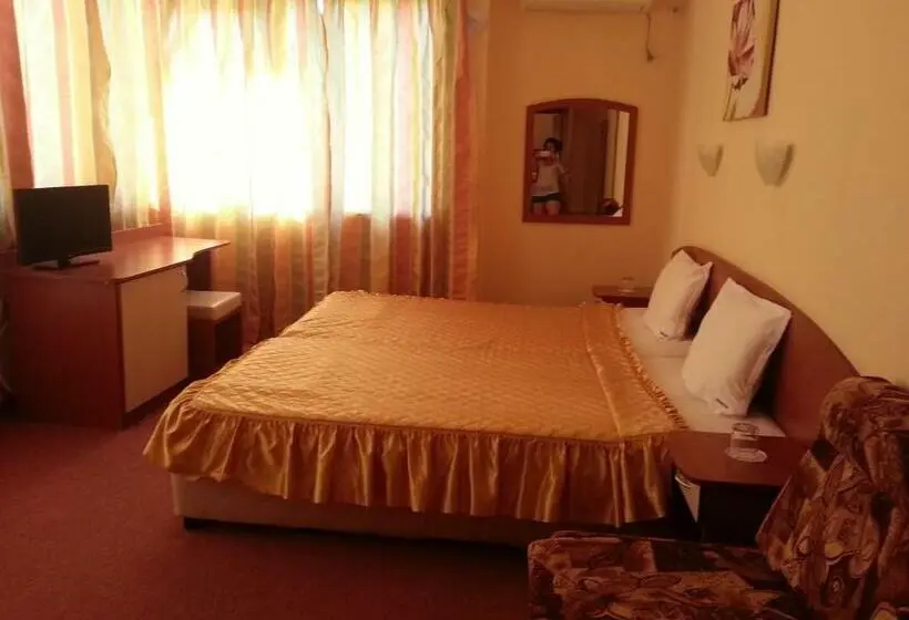 اتاق استاندارد با بالکن, Family Hotel Mimosa