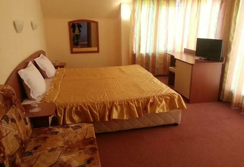 اتاق استاندارد, Family Hotel Mimosa