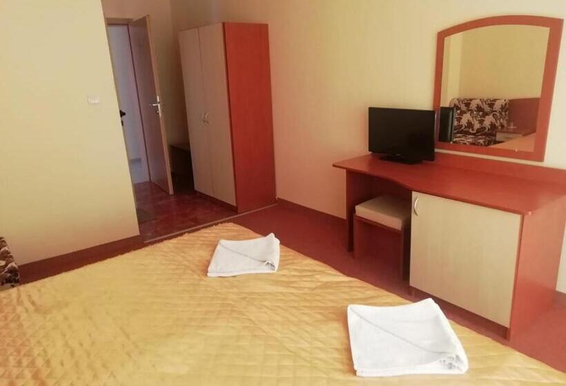 Номер Стандарт, Family Hotel Mimosa