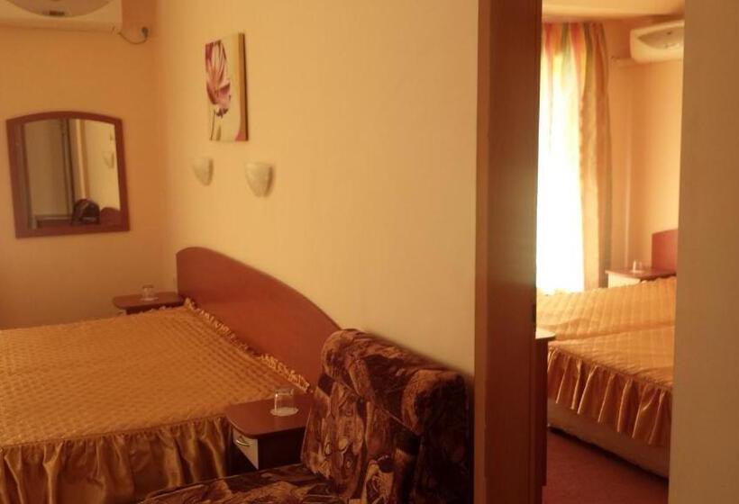 Quarto Familiar, Family Hotel Mimosa