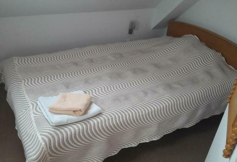 סוויטה, Family Hotel Rai