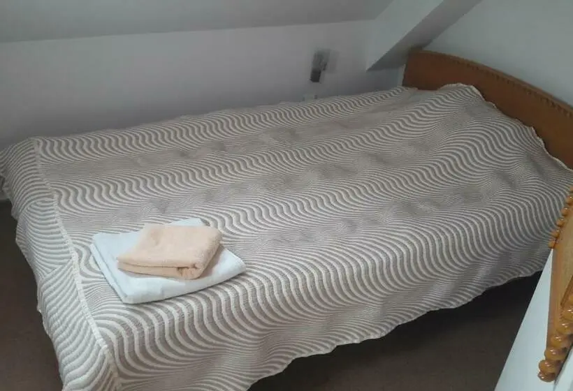Sviitti, Family Hotel Rai