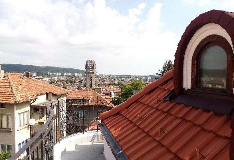 סוויטה, Family Hotel Rai