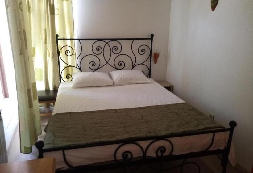 חדר סטנדרט יחיד, Family Hotel Rai