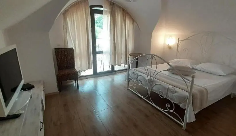 Deluxe-huone, Family Hotel Rai
