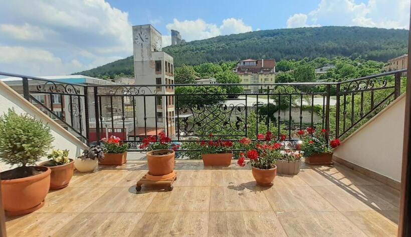 디럭스 룸, Family Hotel Rai