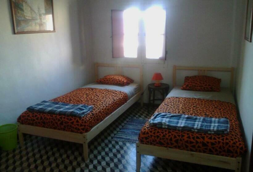 اتاق سوپریور با چشم‌انداز شهر, Good Mood Hostel