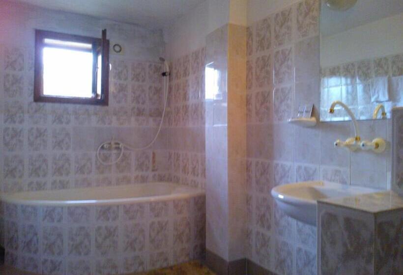 Номер Стандарт Индивидуальный, болярска къща