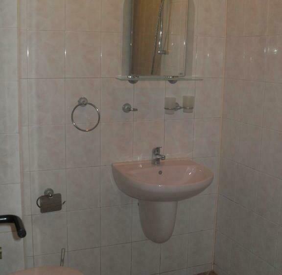Quarto Estandar com Sacada, Amigos