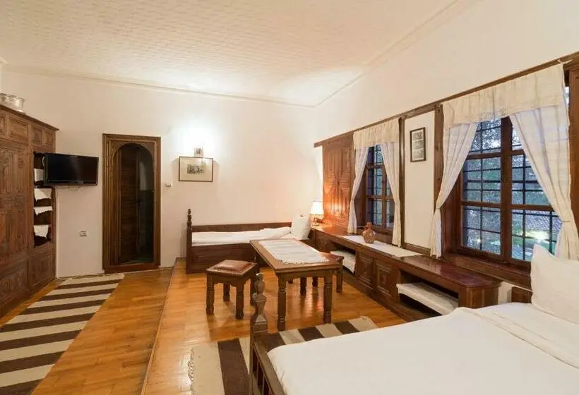 Standard Kolmen Hengen Huone, Arbanashki Han Hotelcomplex