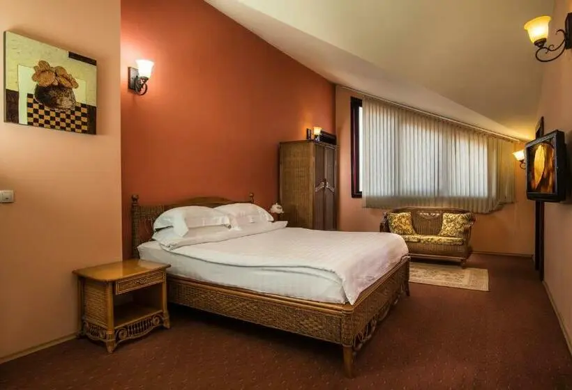 スタンダードスタジオ, Boutique & Spa Hotel Heaven