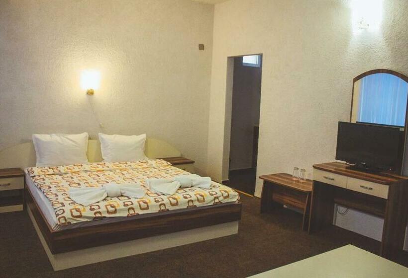 סוויטה נוף להרים, Edi