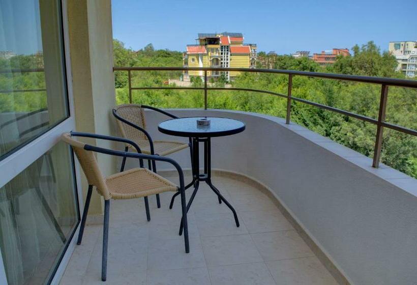 חדר סטנדרט עם מרפסת, Feniks