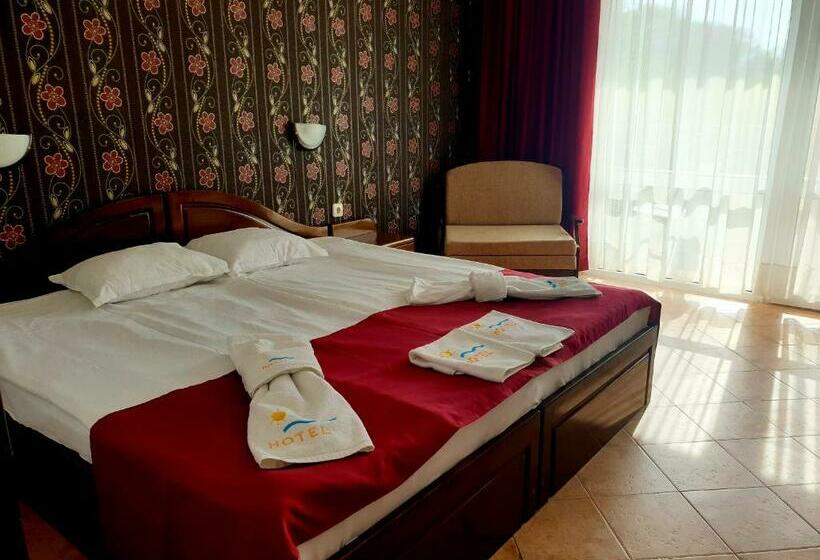 חדר סטנדרט עם מרפסת, Feniks