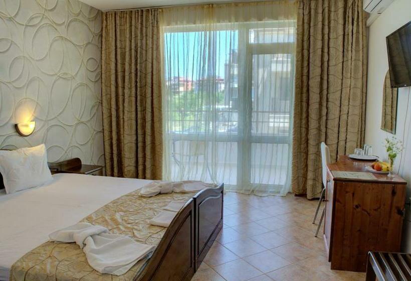 חדר סטנדרט עם מרפסת, Feniks