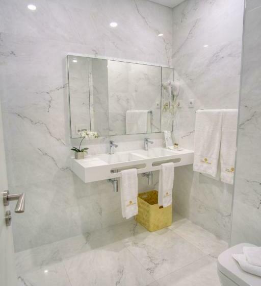 标准间, Fonte Velha