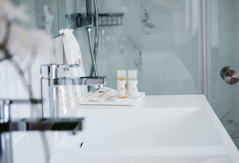 标准间, Fonte Velha