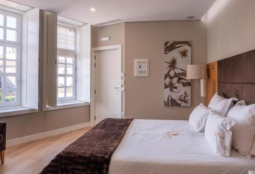 标准间, Fonte Velha