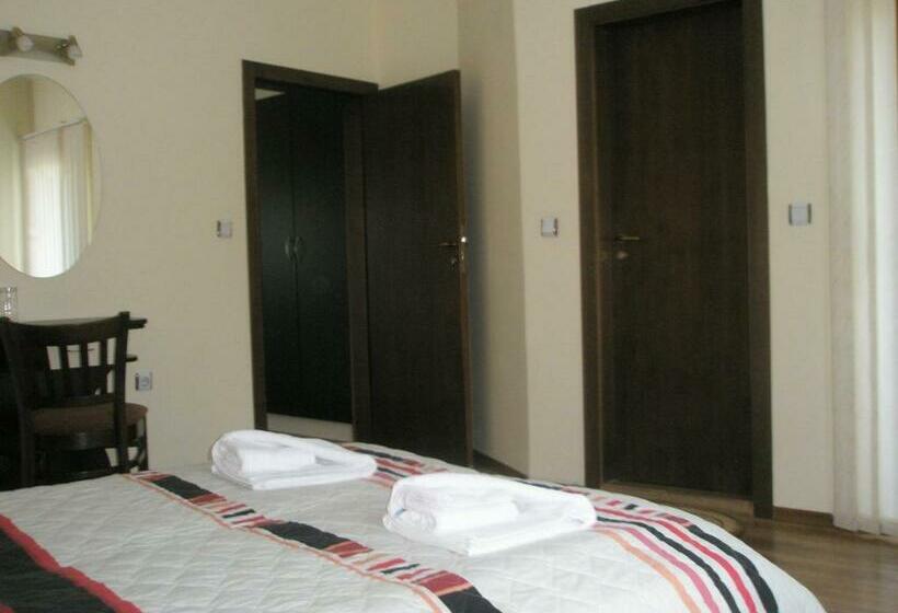 标准间, Guest House Skabrin