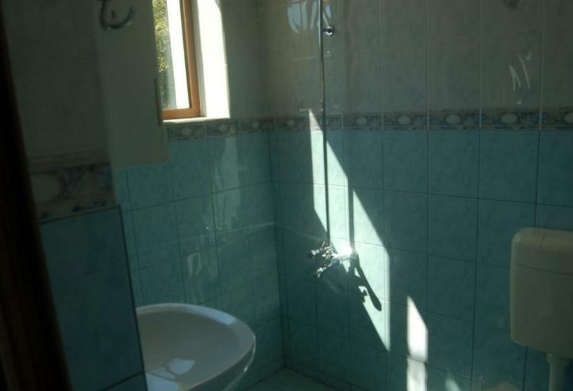 标准间, Kniaz Boris