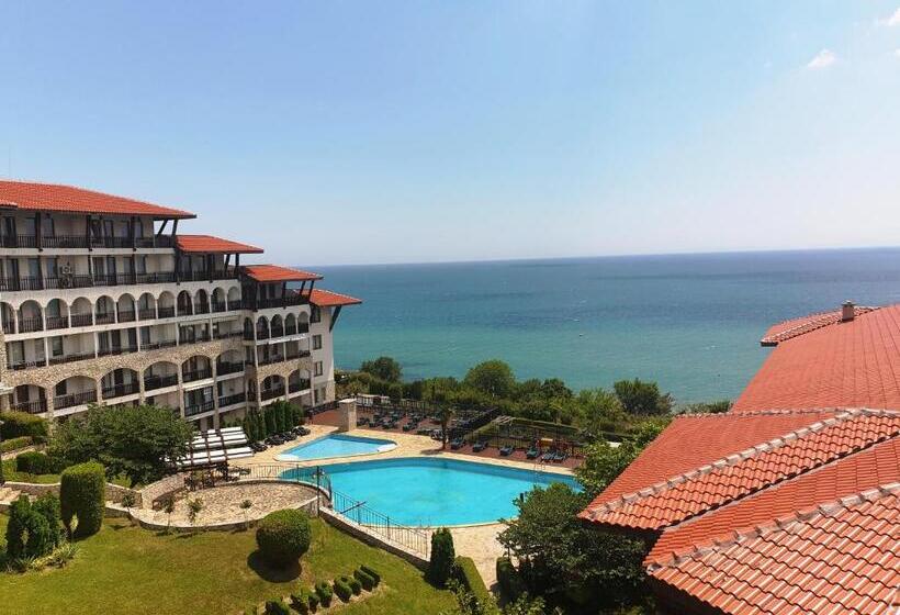 דירת חדר, Monastery Apart Complex