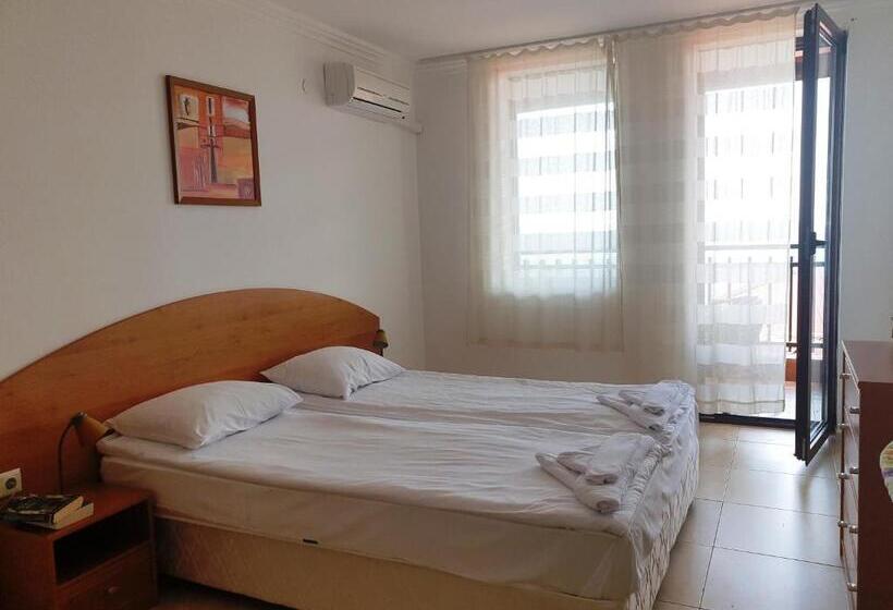 דירת חדר, Monastery Apart Complex